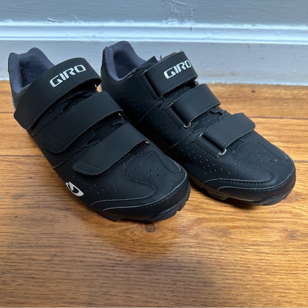GIRO Riela R Women’s Cycling Shoes - Picture 2 of 5